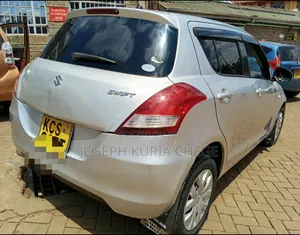 Suzuki Swift 2011 Silver