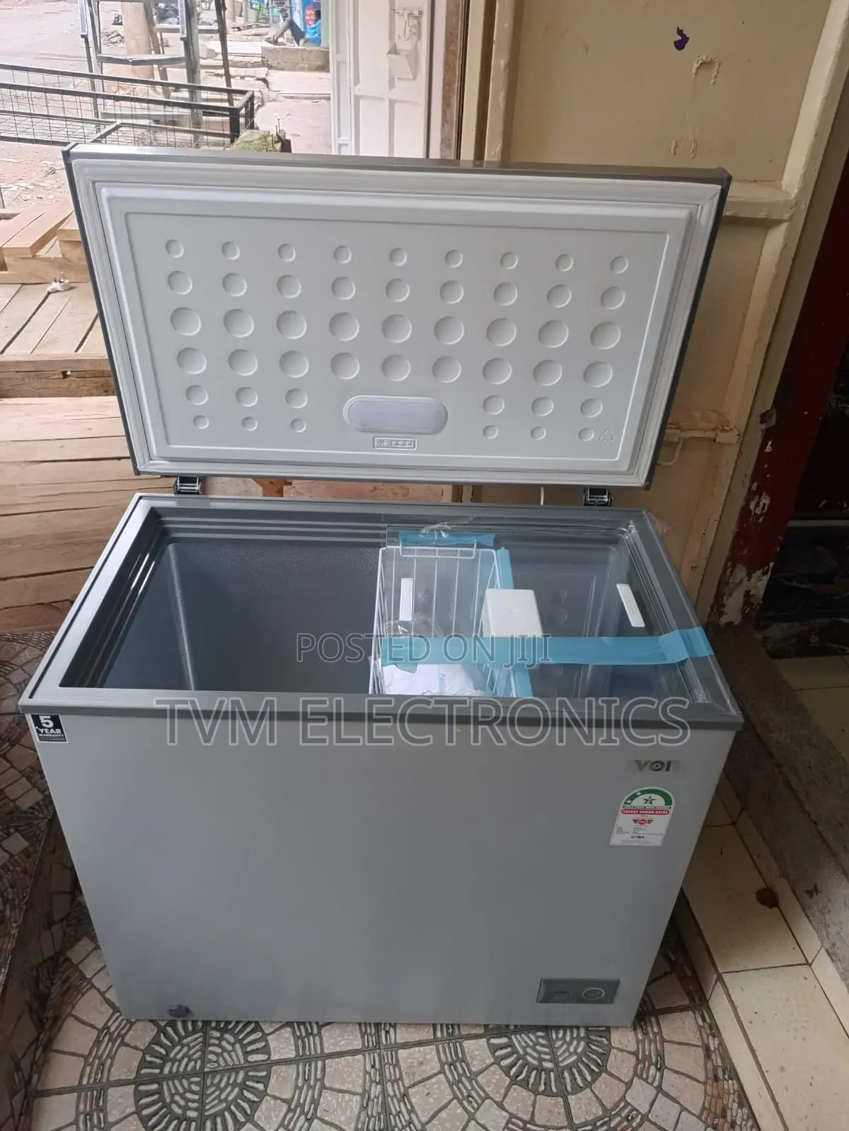 VON VAFC20DHG Chest Freezer - 198L - Grey