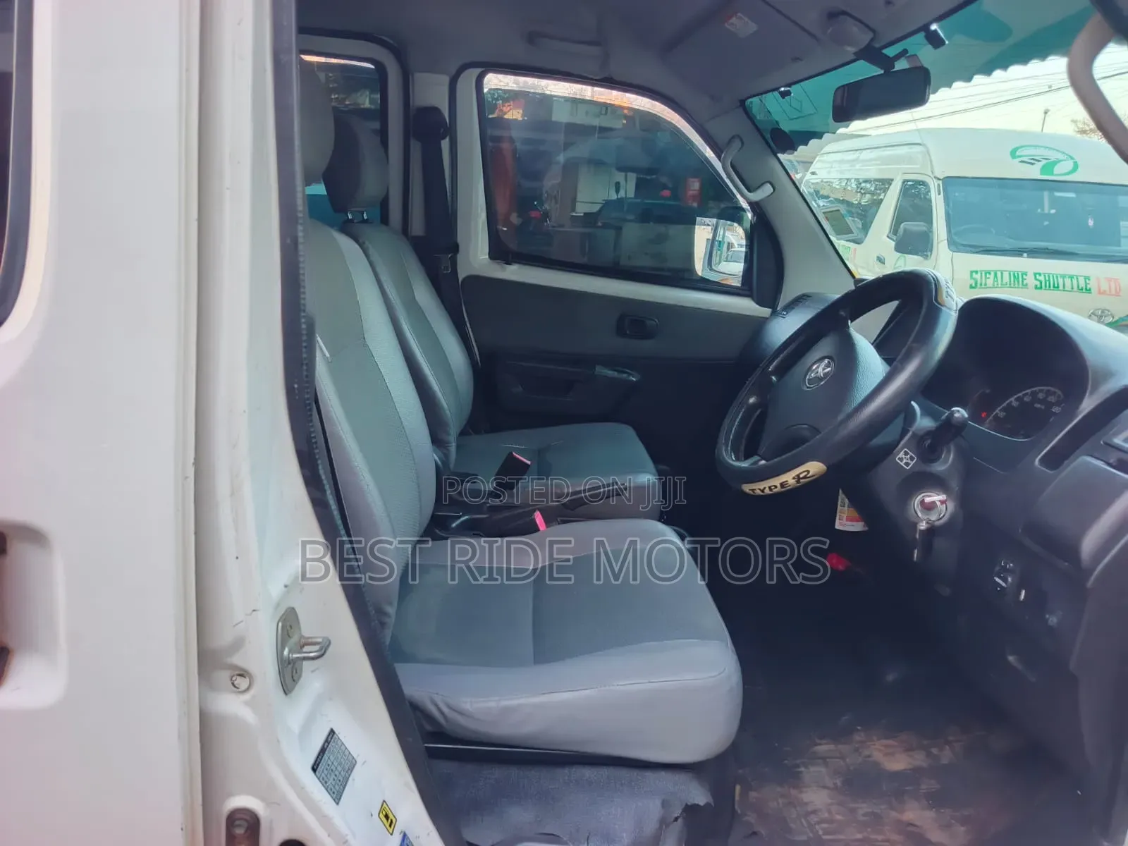 Toyota TownAce 2013 White