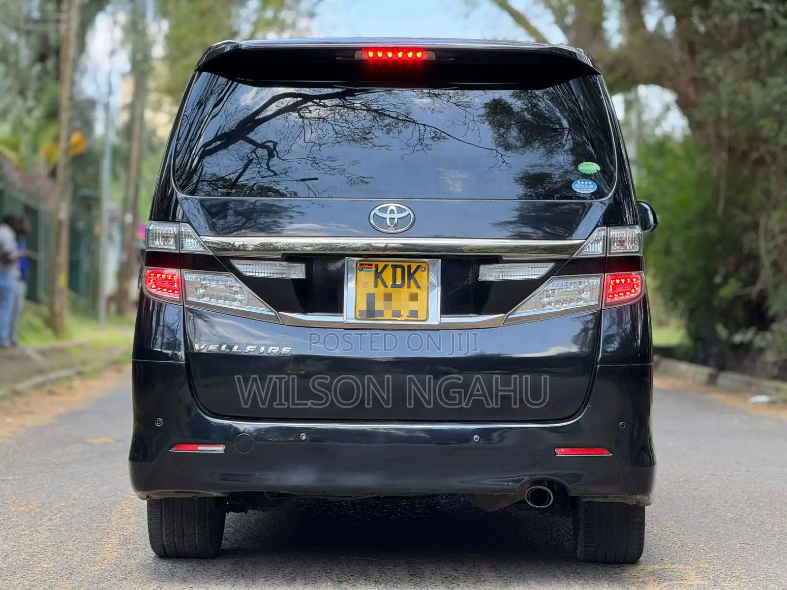 Toyota Vellfire Z 2.4 FWD 7-Seater 2014 Black