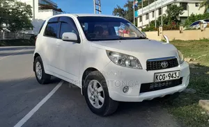 Toyota Rush 2012 White