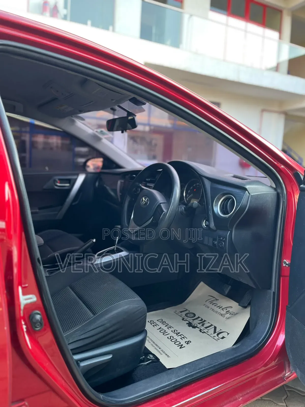 Toyota Auris 2013 Red