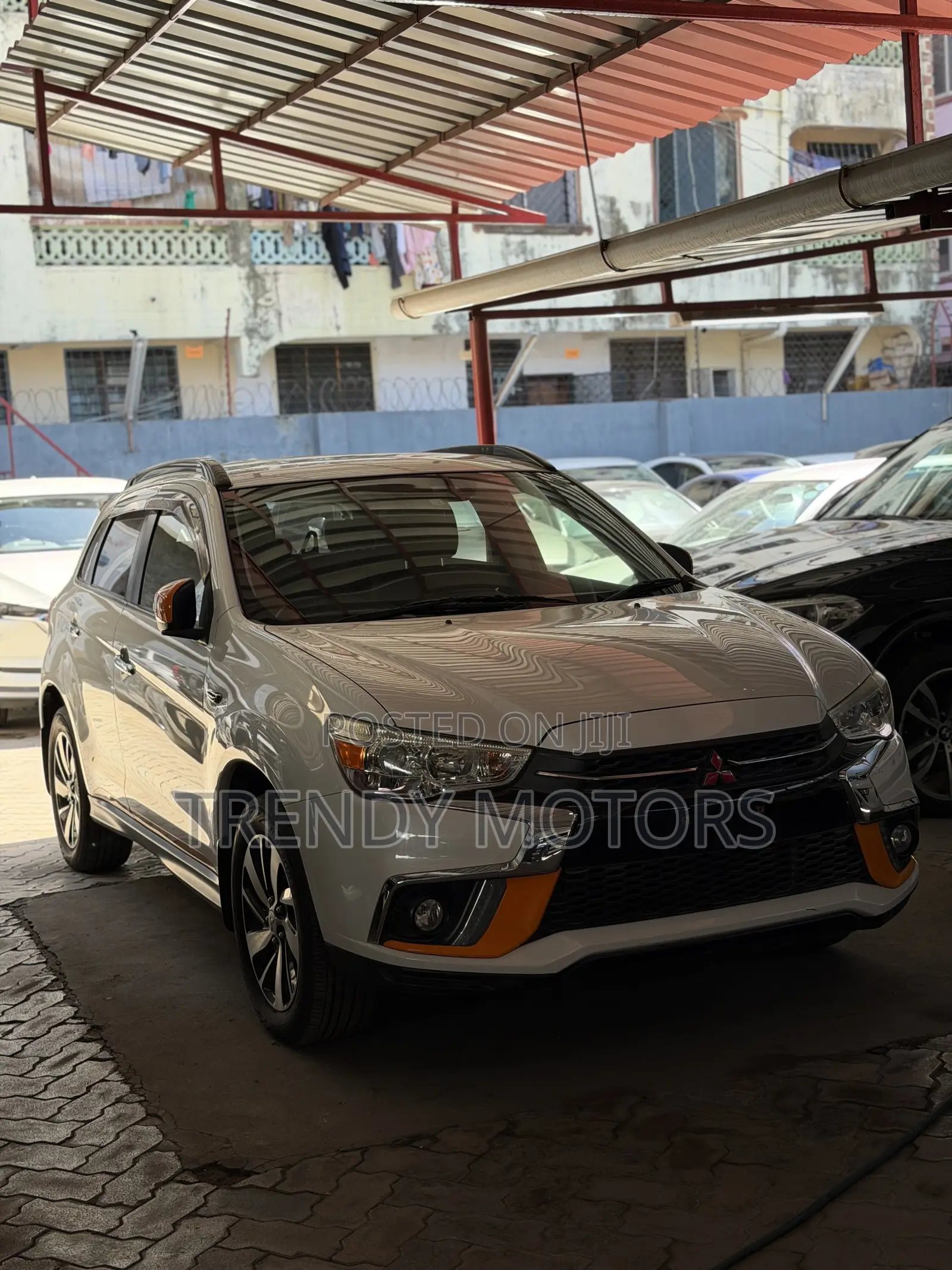 Mitsubishi RVR 2018 White