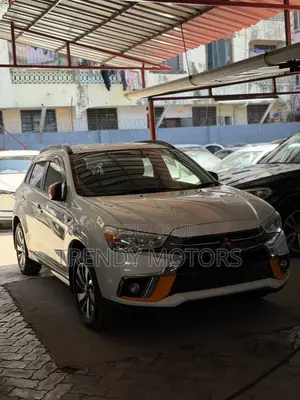 Mitsubishi RVR 2018 White