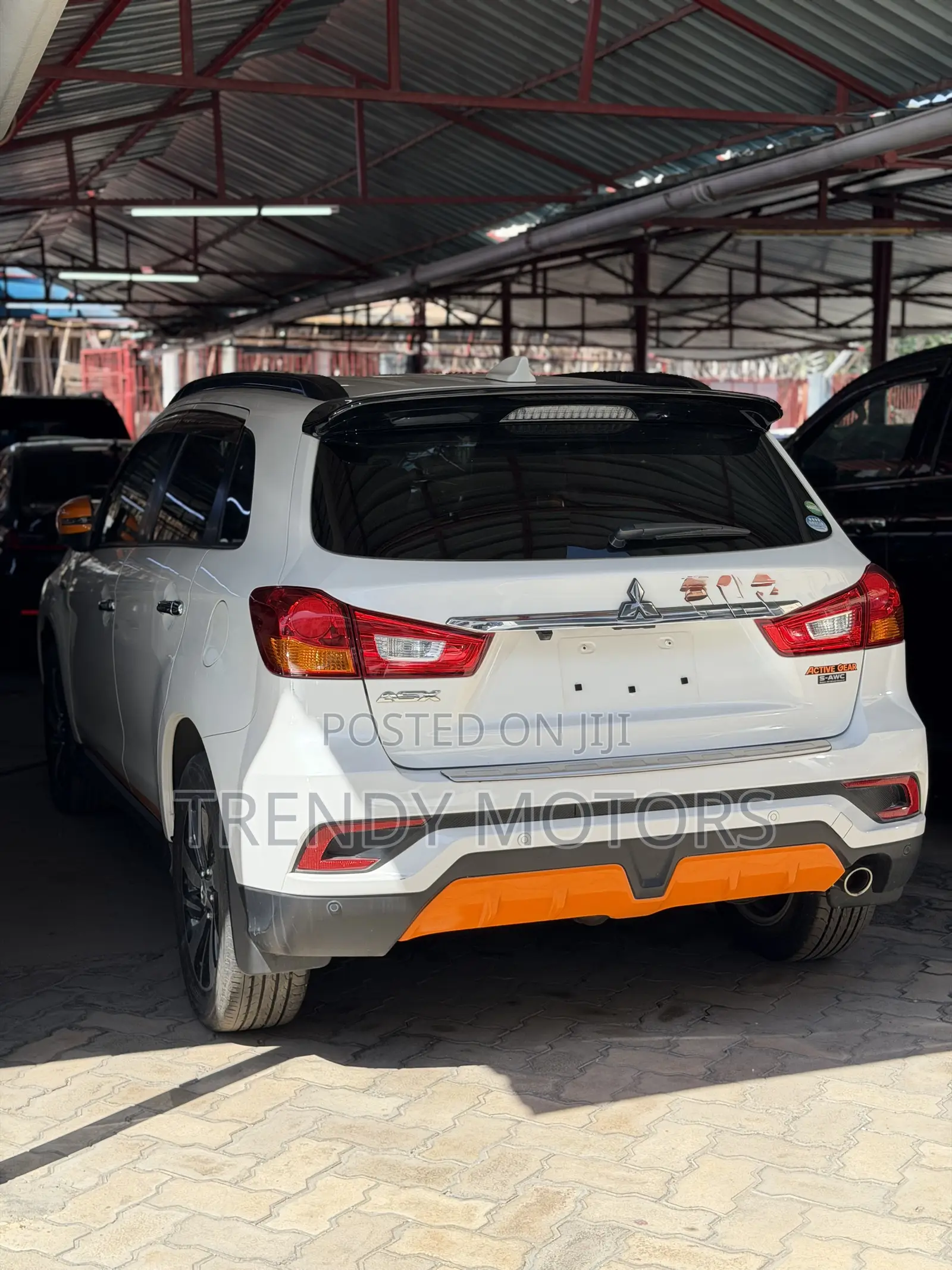 Mitsubishi RVR 2018 White