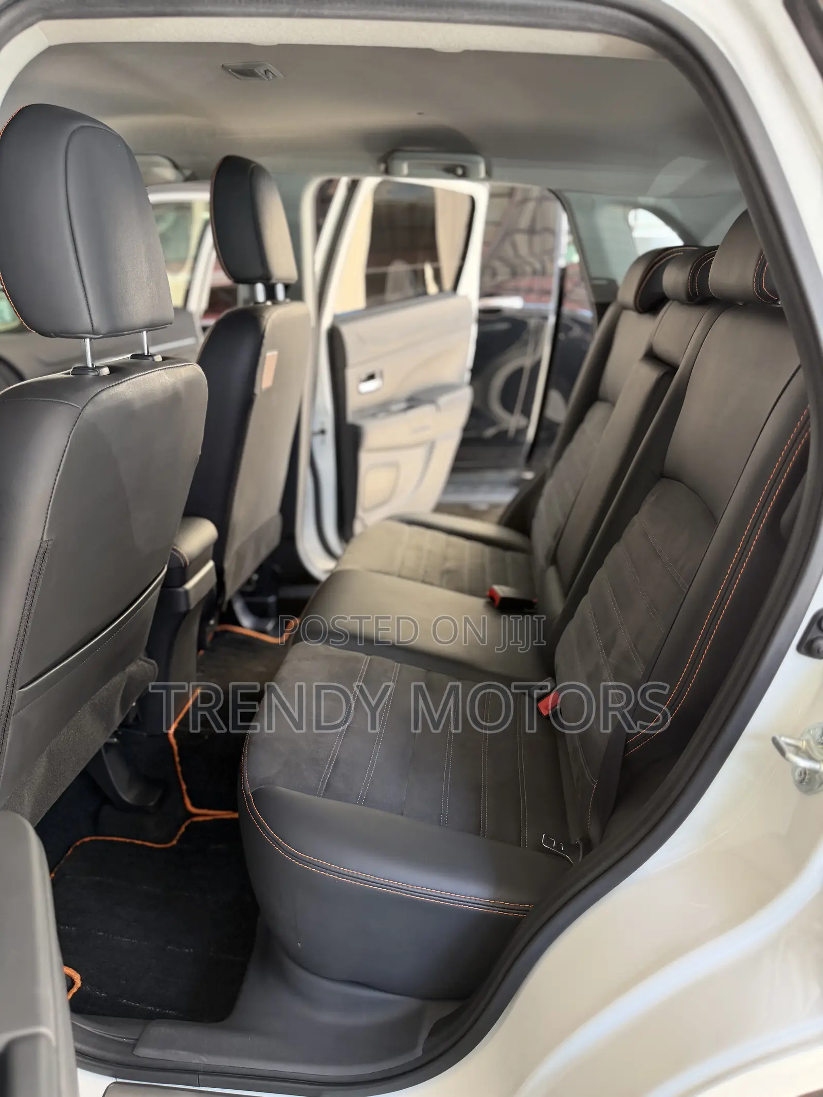 Mitsubishi RVR 2018 White
