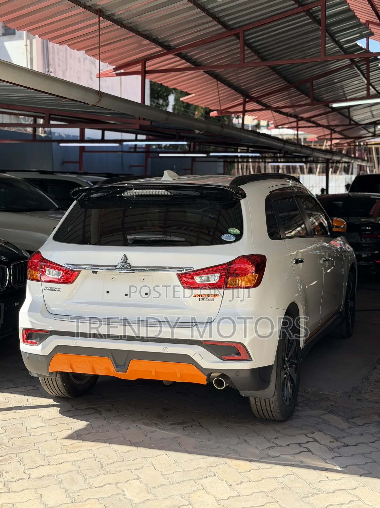 Mitsubishi RVR 2018 White