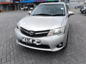 Toyota Axio 2014 Silver