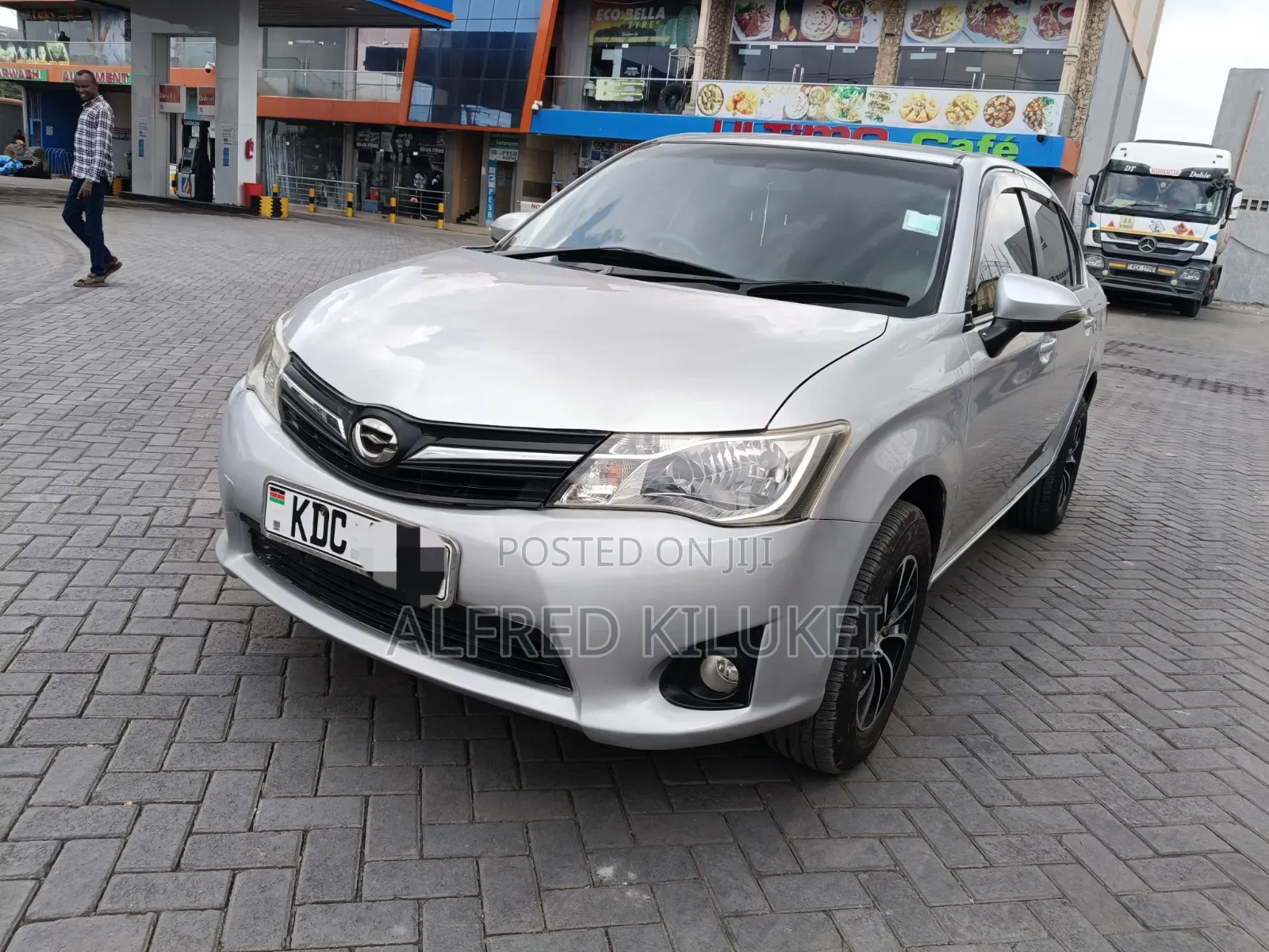 Toyota Axio 2014 Silver