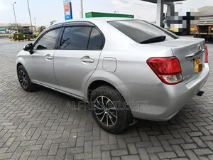 Toyota Axio 2014 Silver