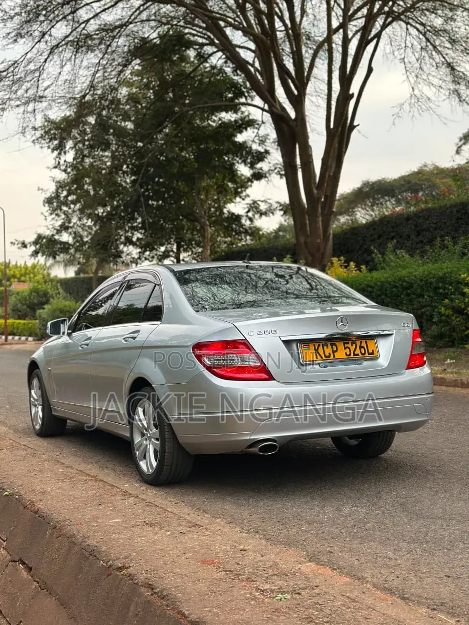 Mercedes-Benz C200 2010 Silver
