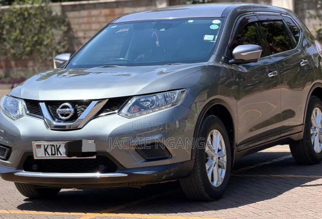 Nissan X-Trail 2015 Gray