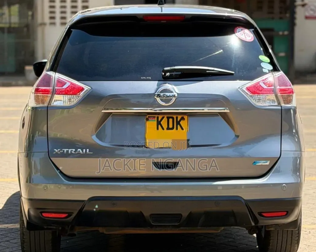 Nissan X-Trail 2015 Gray