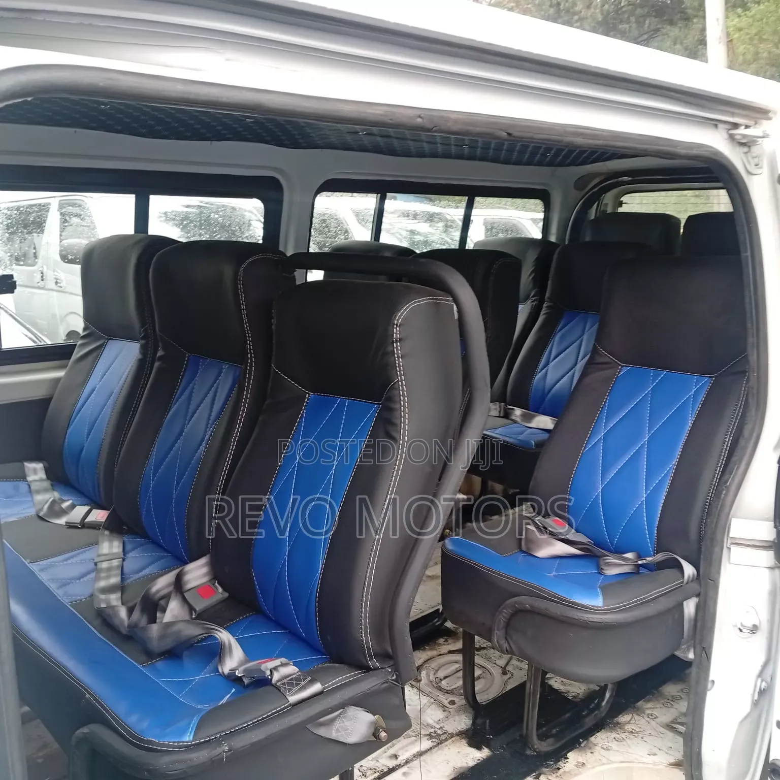 Toyota HiAce 2014 White
