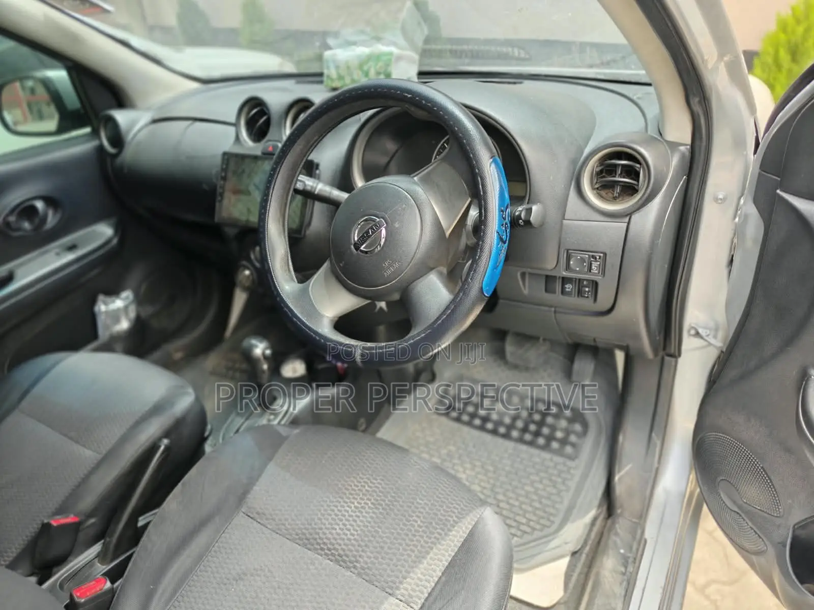 Nissan March 1.2 FWD 2012 Silver