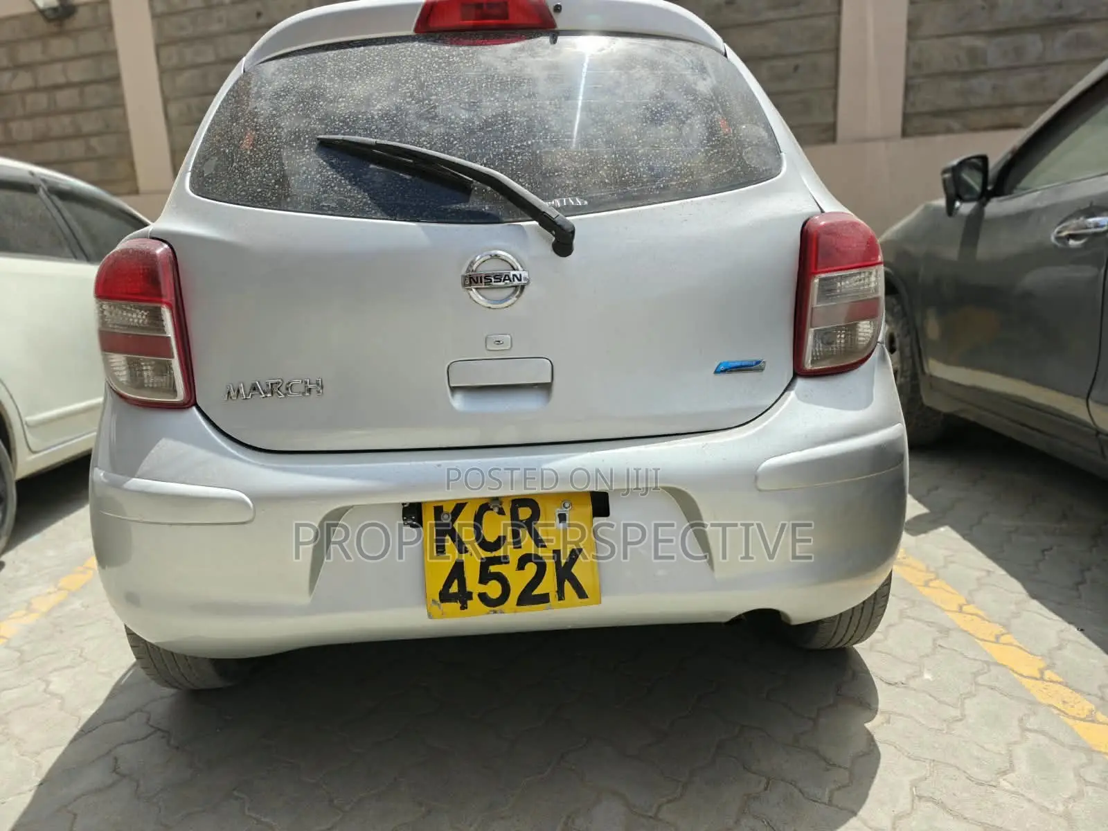 Nissan March 1.2 FWD 2012 Silver
