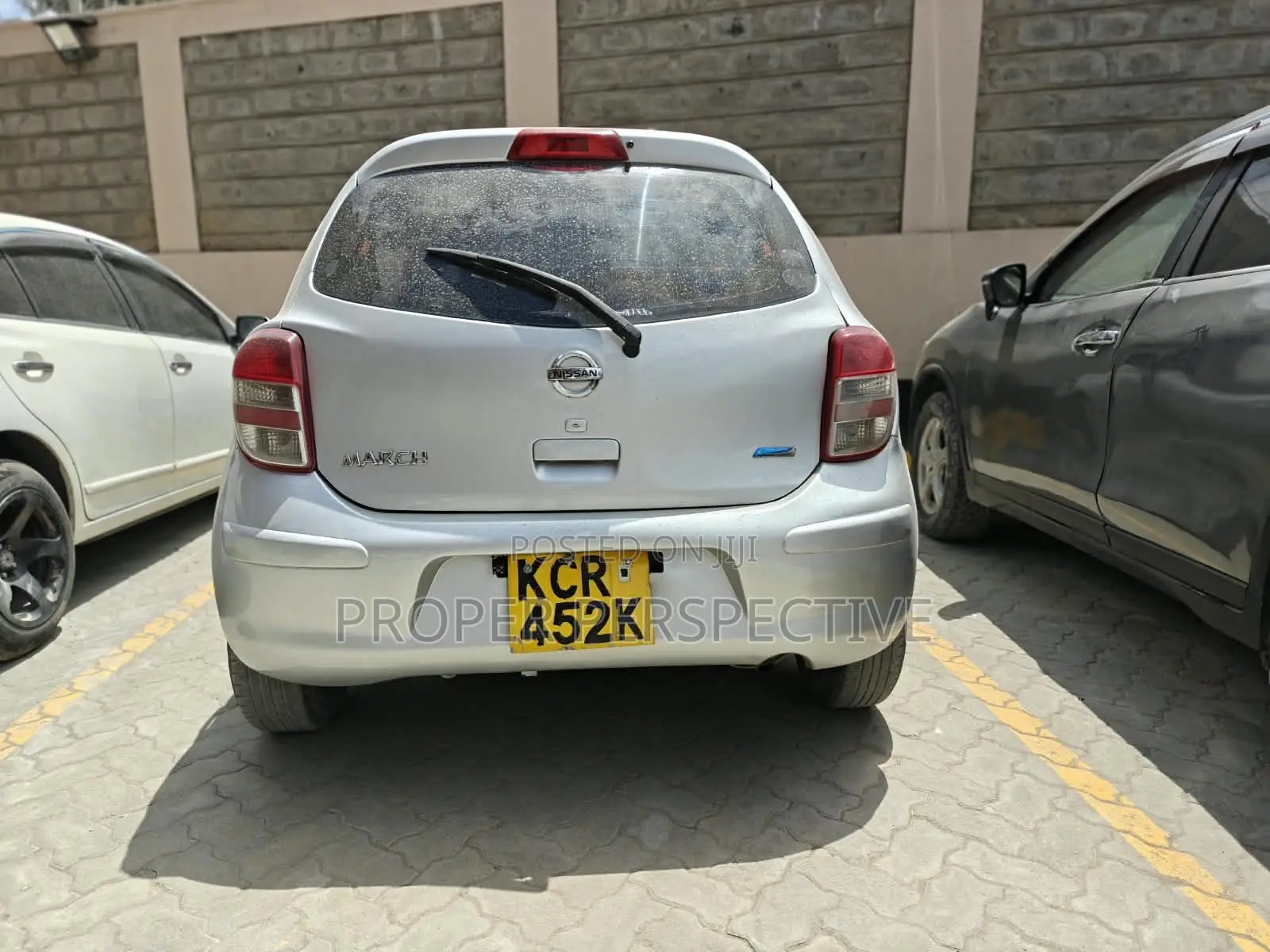 Nissan March 1.2 FWD 2012 Silver