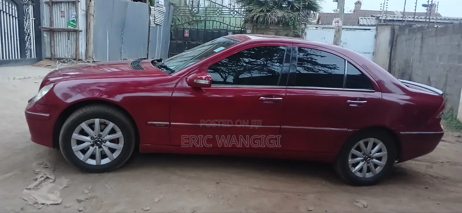 Mercedes-Benz C200 2003 Maroon