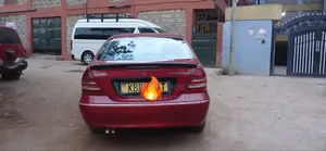 Mercedes-Benz C200 2003 Maroon