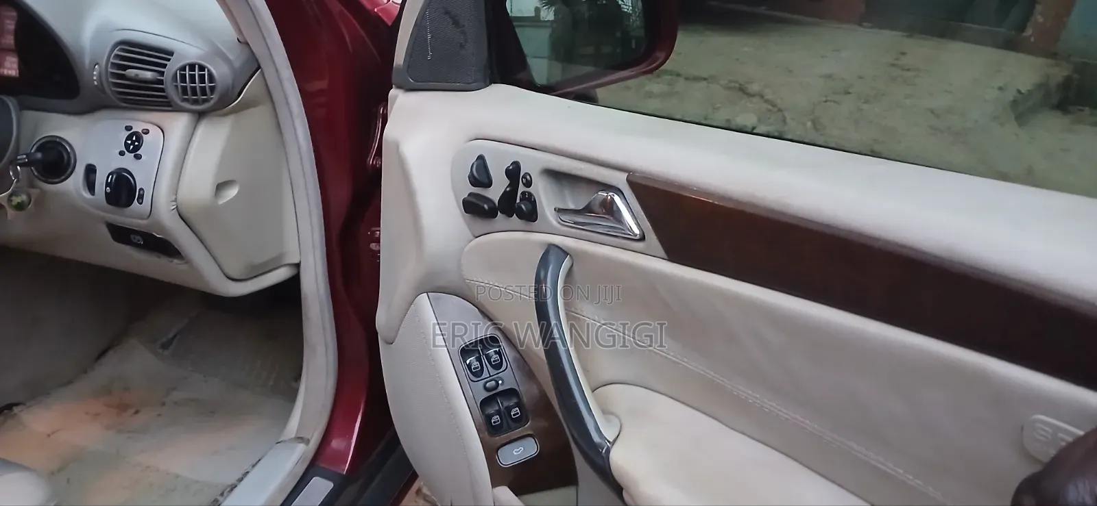 Mercedes-Benz C200 2003 Maroon