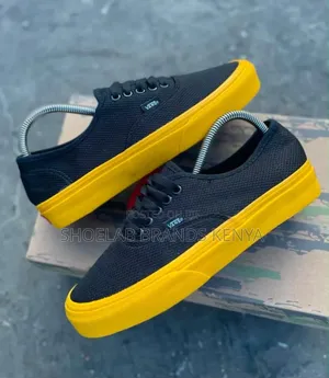 Coudroy Vans