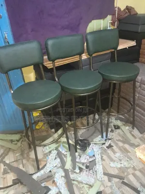 Counter Stools/High Stools