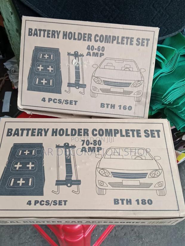 Universal Battery Holder With Base Tray for Different Battery Sizes