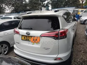 Toyota RAV4 2016 White