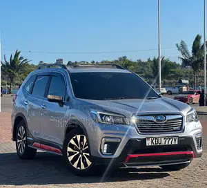 Subaru Forester 2018 Silver