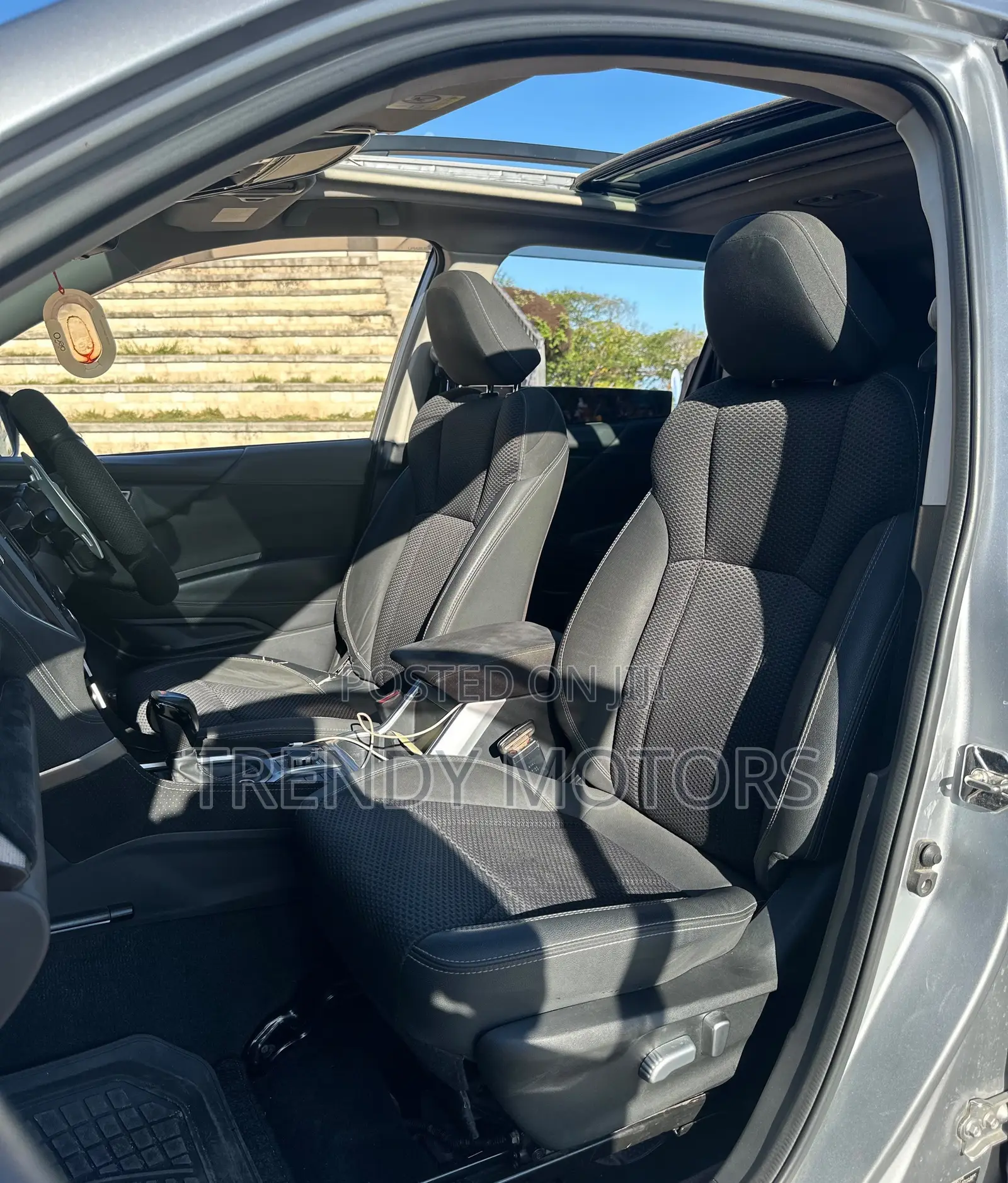 Subaru Forester 2018 Silver
