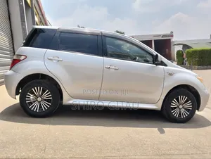 Toyota IST 2006 Silver