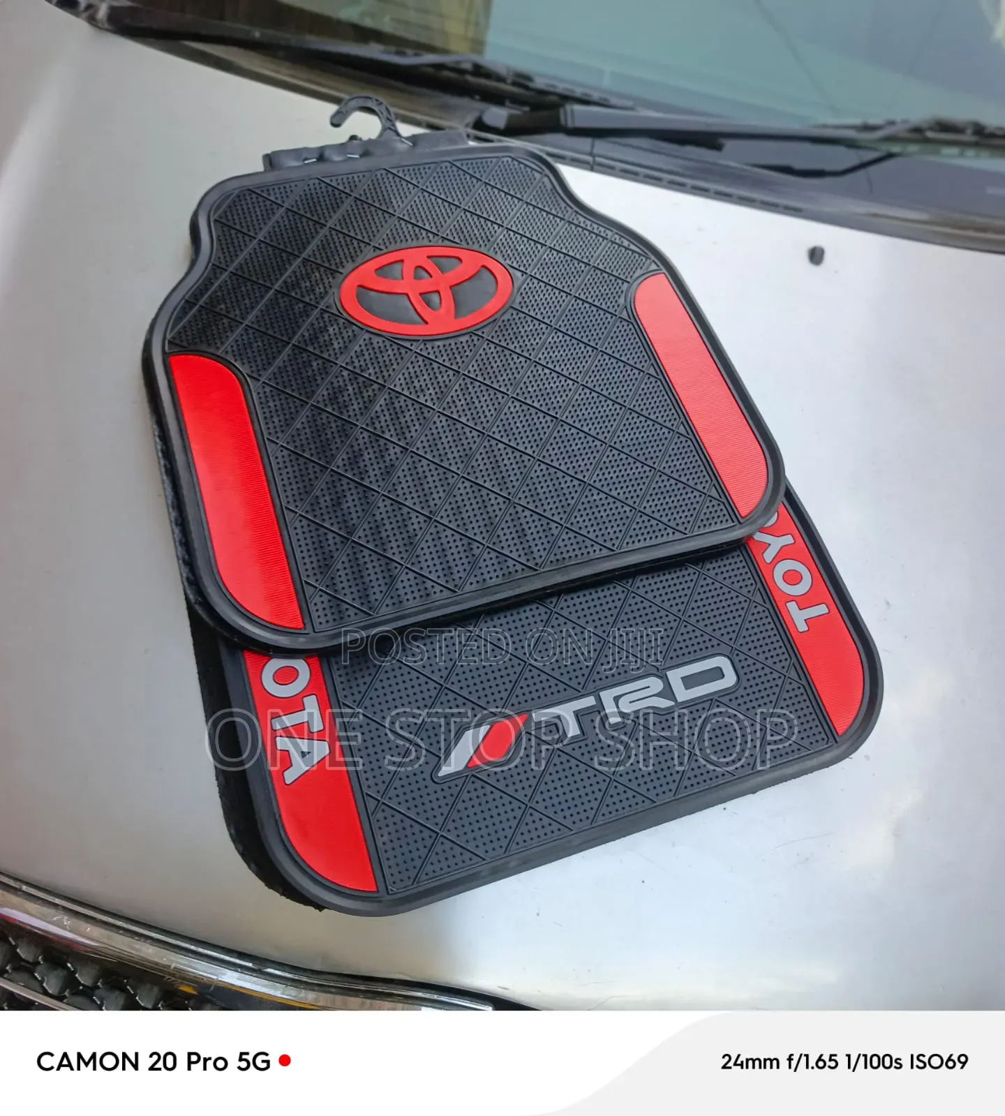 Diamond Pattern Rubber Surface Toyota Floor Mats