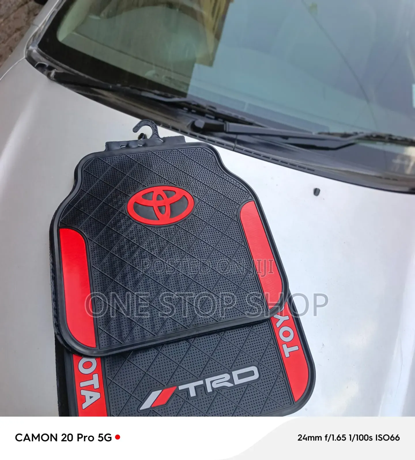 Diamond Pattern Rubber Surface Toyota Floor Mats