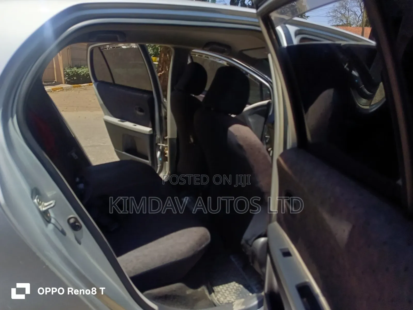 Toyota Vitz 2008 Silver