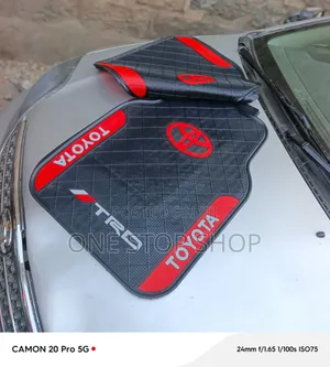 5pc Flexible Heavy Duty Rubber Toyota Mat Withdiamond Textured Surface