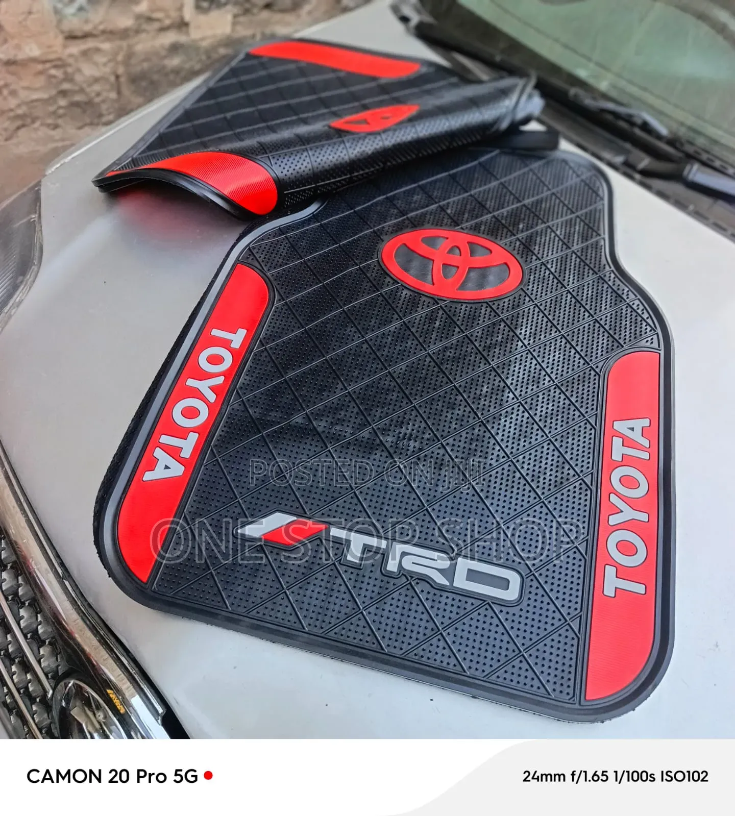 5pc Flexible Heavy Duty Rubber Toyota Mat Withdiamond Textured Surface