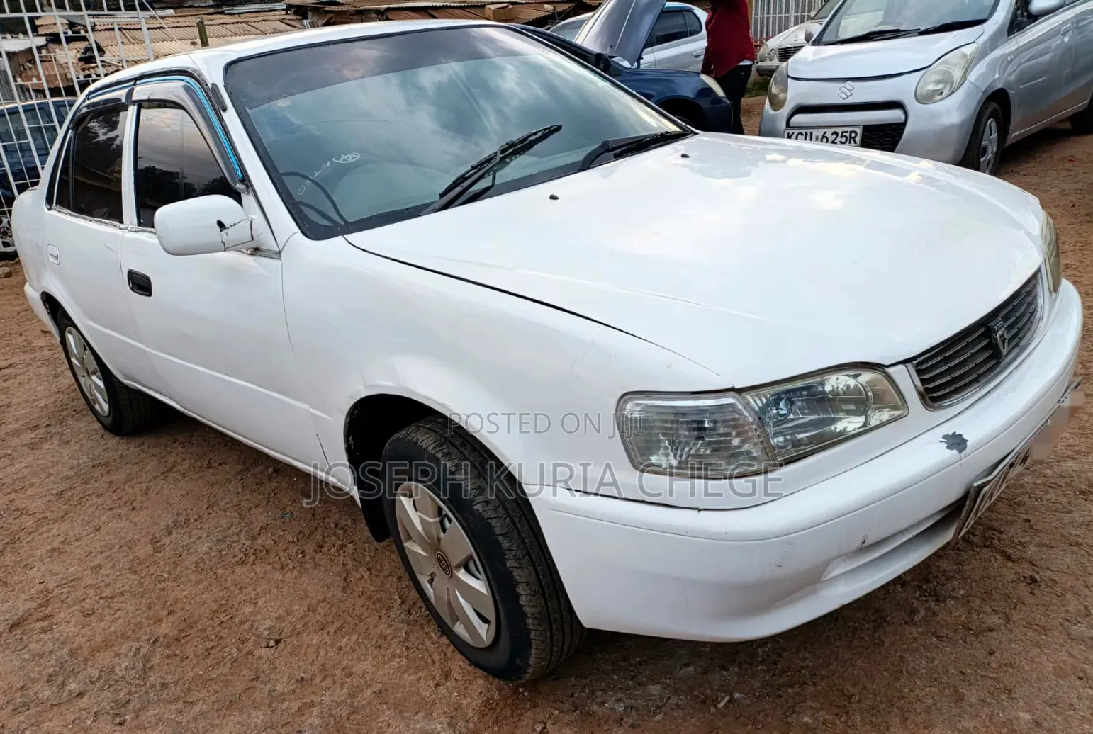 Toyota Corolla 1998 White