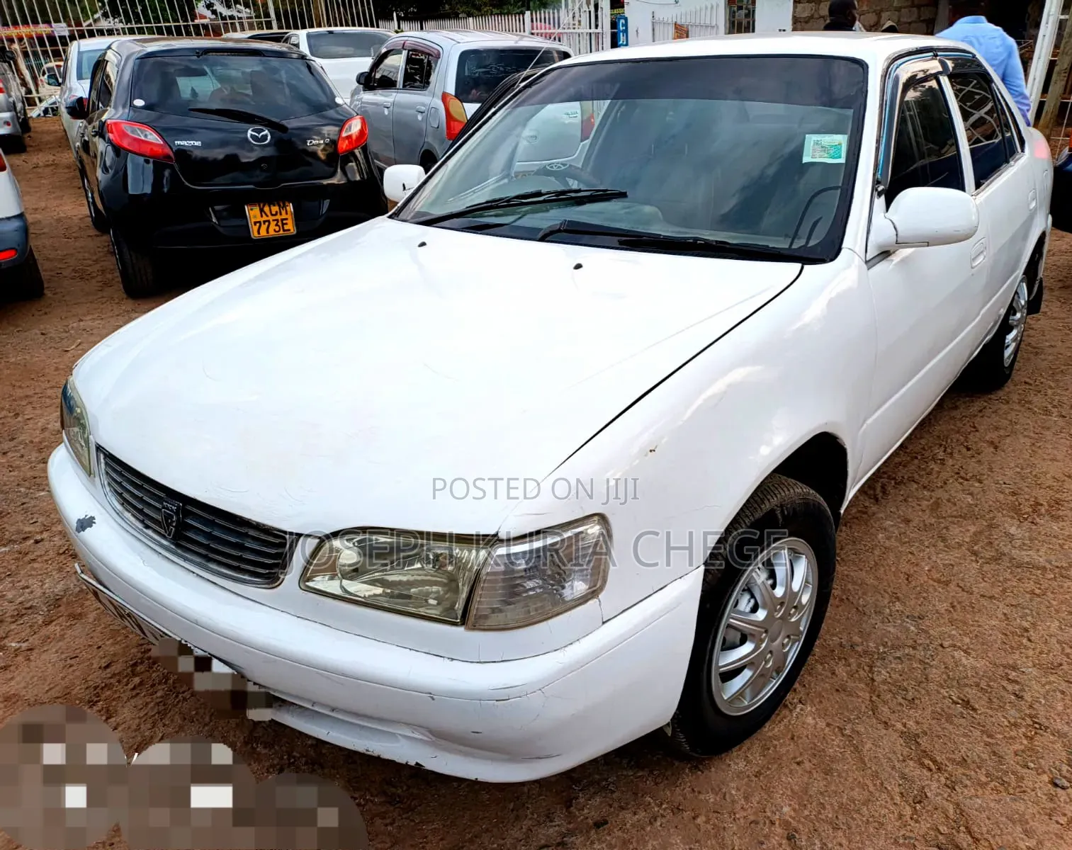 Toyota Corolla 1998 White