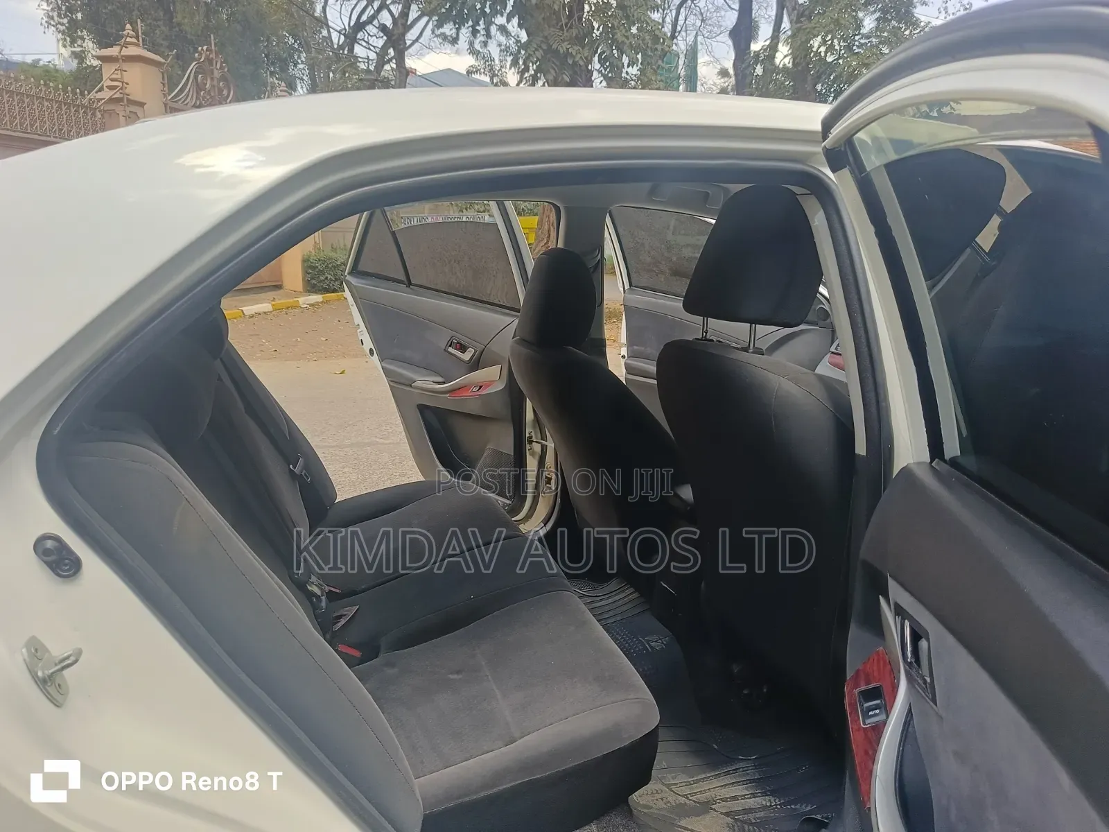 Toyota Premio 2011 White