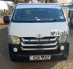 Toyota HiAce 2010 White