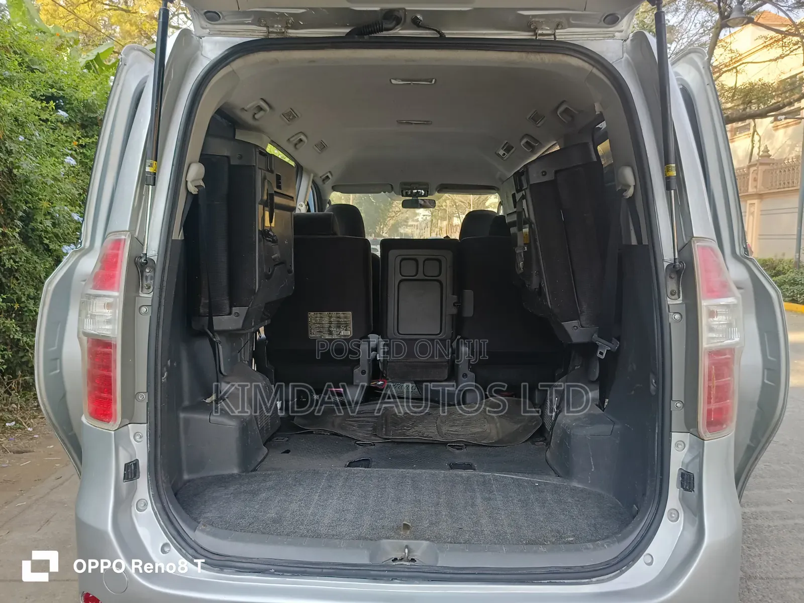 Toyota Noah 2008 Silver