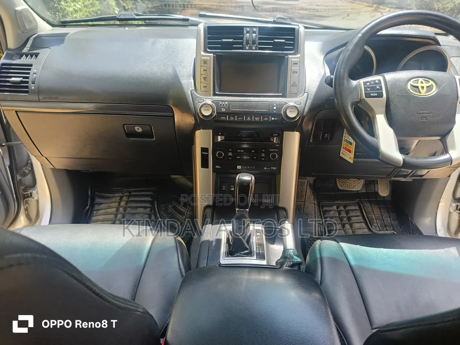 Toyota Land Cruiser Prado 2011 Silver