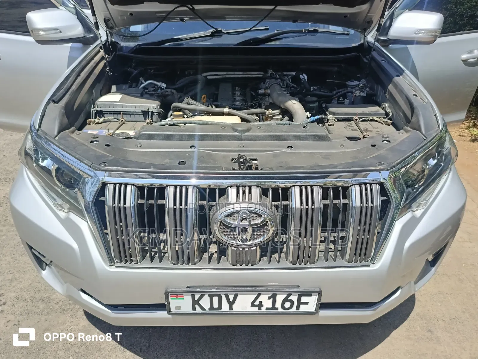 Toyota Land Cruiser Prado 2011 Silver