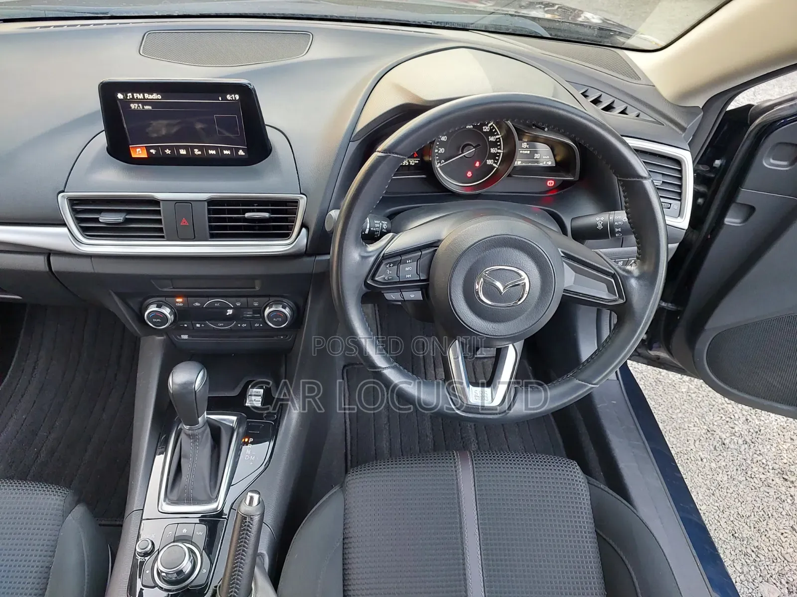 Mazda Axela 2019 Blue