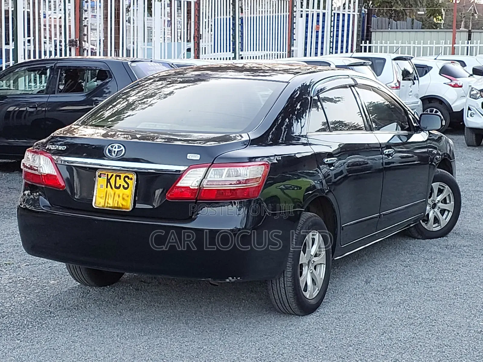 Toyota Premio 2011 Black