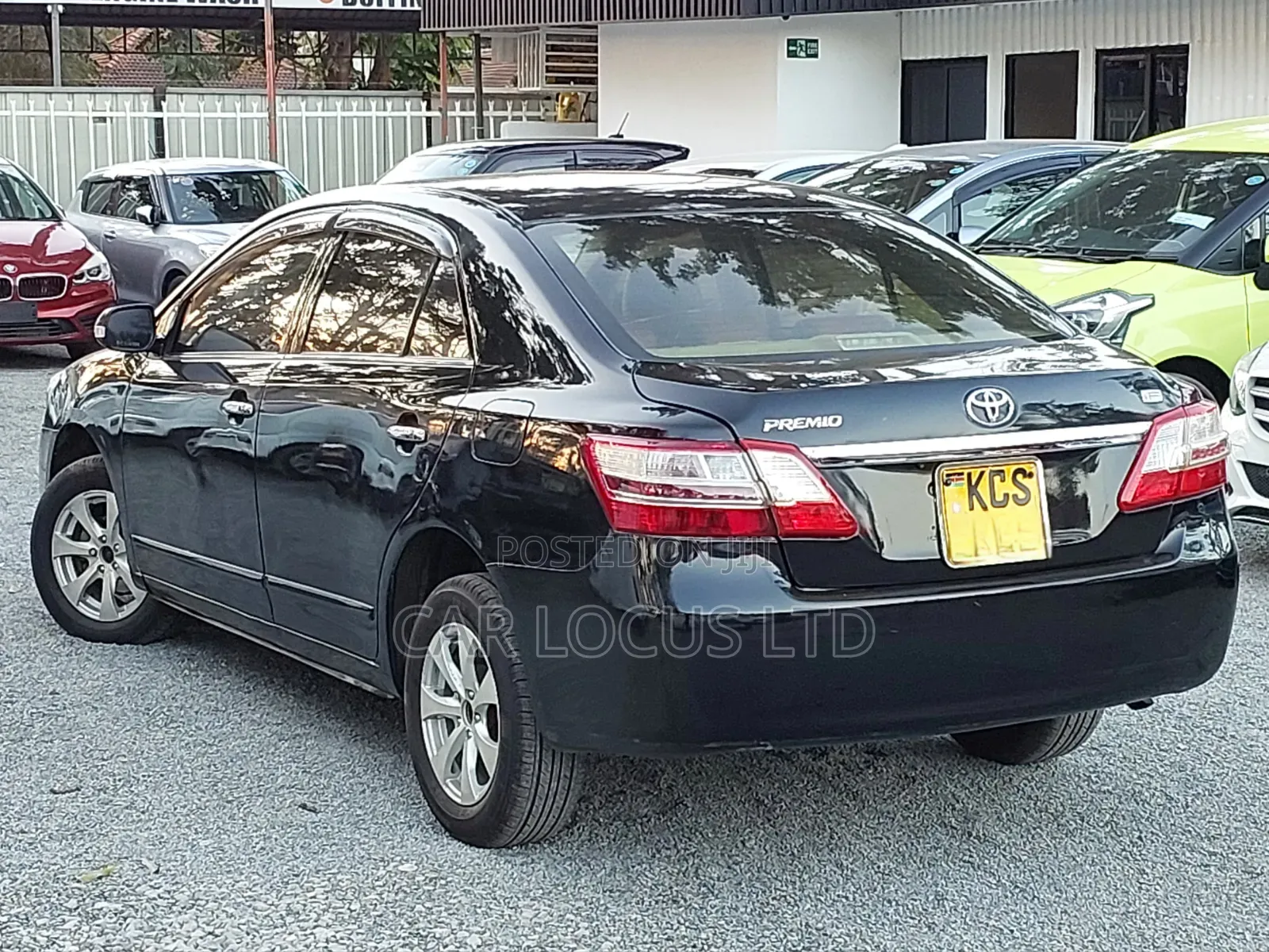 Toyota Premio 2011 Black