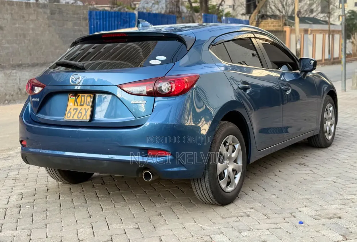 Mazda Axela 2016 Blue