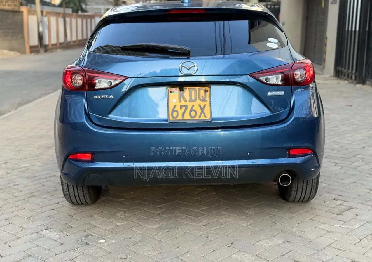 Mazda Axela 2016 Blue