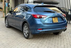 Mazda Axela 2016 Blue