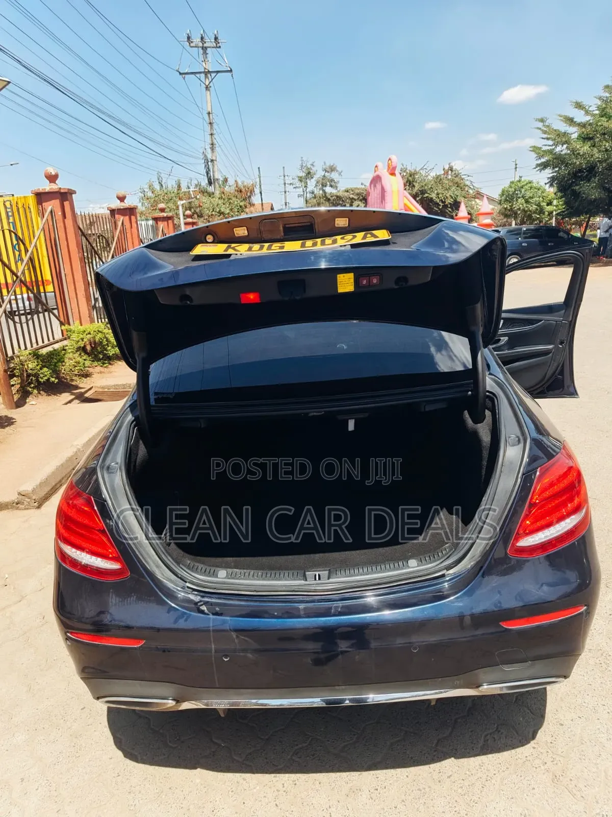 Mercedes-Benz E250 2016 Black